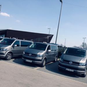 Krakow: Private Airport Transfer for 4–8 People