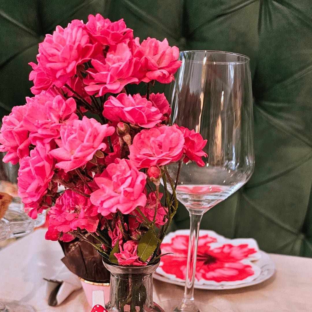 Table setting at Good Day Café Krakow brunch